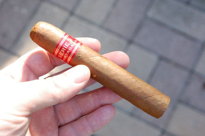 Partagas Serie D No. 4 in Hand